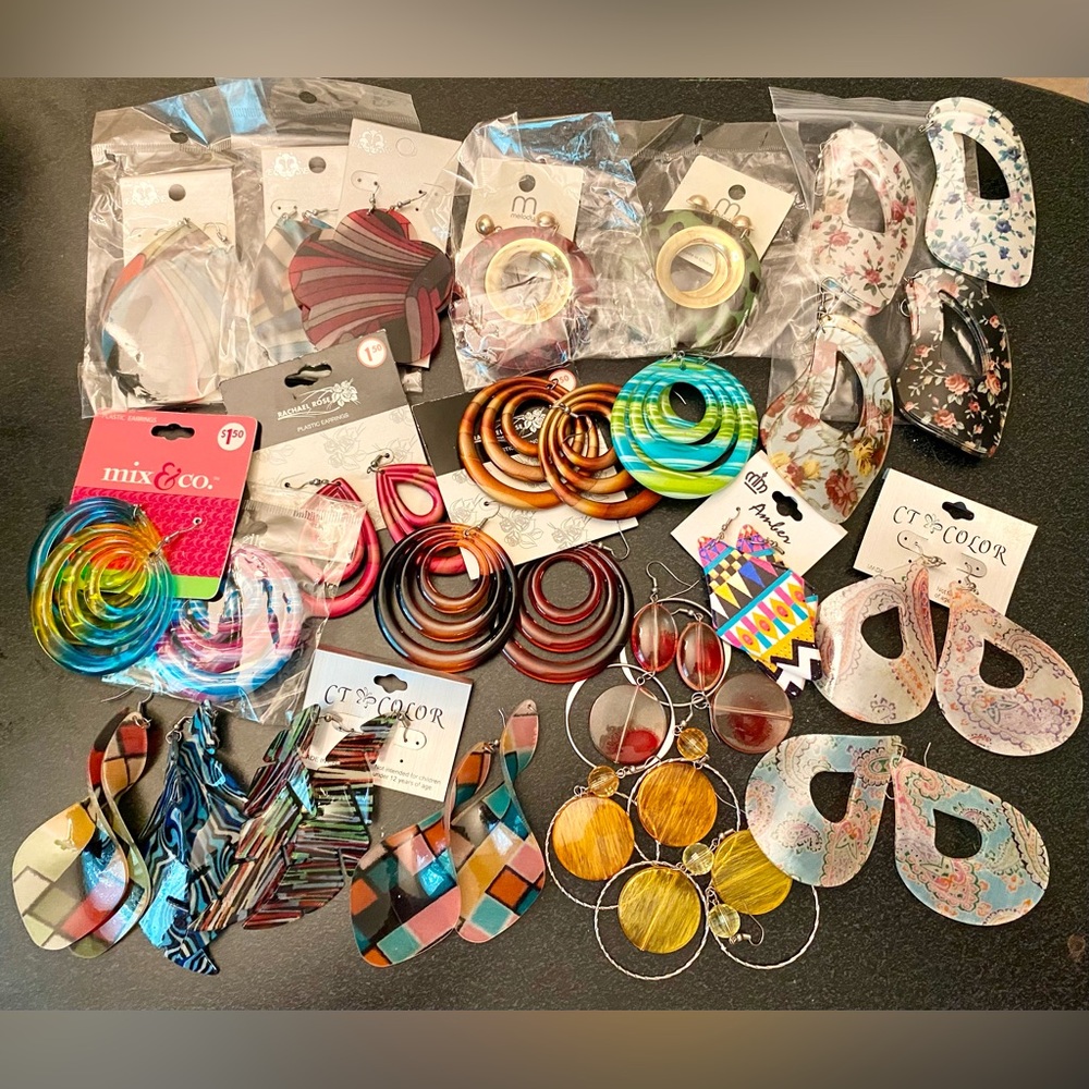 28 Assorted Pairs - Plastic Fashion Earrings Lot